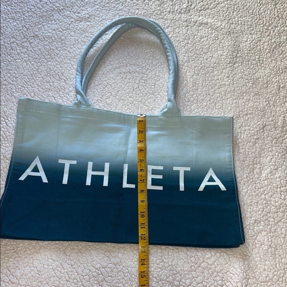 Athleta Blue Gradient Tote NWOT - Picture 4 of 5